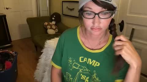 Cach Nelson online show from 11/30/25, 09:02