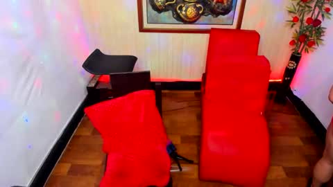 Snapshot of themuscularvenezuelanman chatting on 03/14/26, 03:01 themuscularvenezuelanman online show from 03/14/26, 03:01