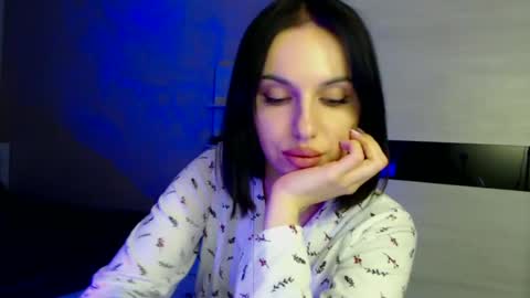 Snapshot of thenameless_ chatting on 02/21/25, 03:43 thenameless_ online show from 02/21/25, 03:43