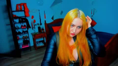 thenaughtygf online show from 01/06/26, 10:56