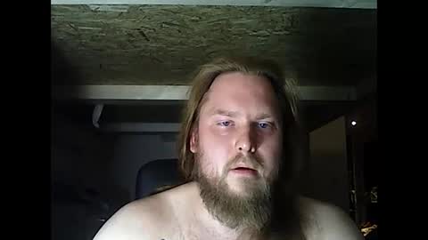 Snapshot of thenewdude1992 chatting on 03/12/25, 07:17 thenewdude1992 online show from 03/12/25, 07:17