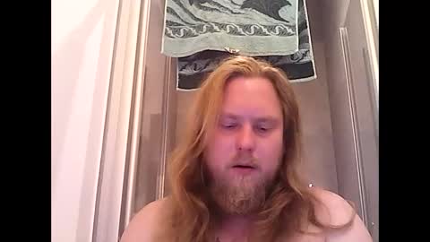 Snapshot of thenewdude1992 chatting on 10/01/25, 11:00 thenewdude1992 online show from 10/01/25, 11:00