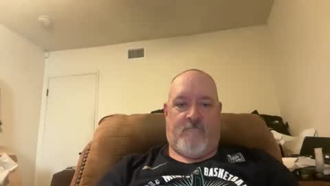 Snapshot of thenewganon chatting on 05/22/26, 05:07 thenewganon online show from 05/22/26, 05:07