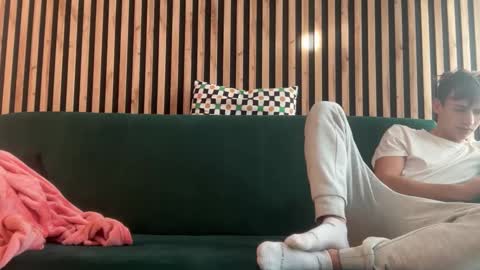 Snapshot of thenudefussion chatting on 12/17/25, 11:27 nudefusion3 online show from 12/17/25, 11:27