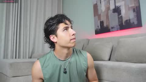  THEO- MATEO  online show from 11/24/25, 12:21