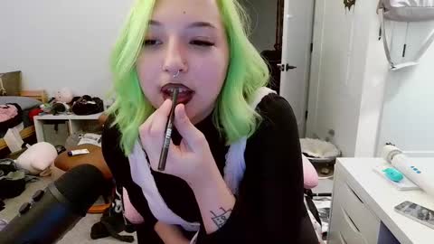 Olivia Nyx online show from 01/03/25, 05:50