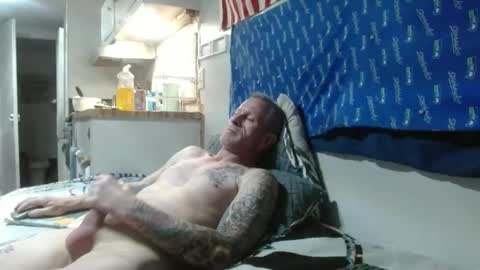 Snapshot of theoneyouwant2fuck chatting on 01/25/25, 01:43 theoneyouwanttwofuck online show from 01/25/25, 01:43