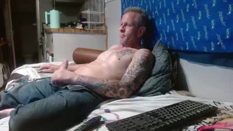 Snapshot of theoneyouwant2fuck chatting on 02/21/25, 09:34 theoneyouwanttwofuck online show from 02/21/25, 09:34