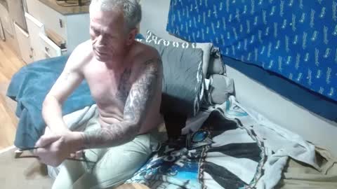 Snapshot of theoneyouwant2fuck chatting on 03/05/25, 04:56 theoneyouwanttwofuck online show from 03/05/25, 04:56