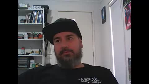 aussiebeard online show from 11/14/25, 01:15