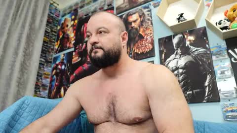 Snapshot of thephenomone chatting on 10/09/25, 06:22 Chris online show from 10/09/25, 06:22