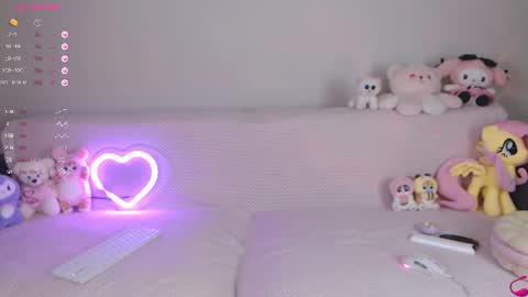Snapshot of theprincesscastle chatting on 07/13/26, 07:27 online show from 07/13/26, 07:27