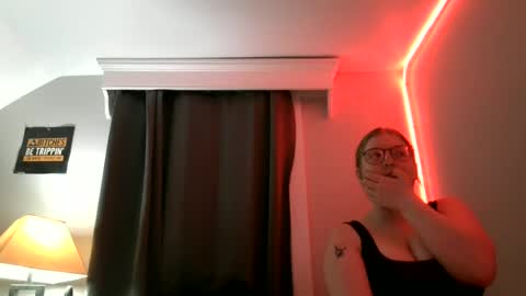 Snapshot of therealbabyblondie chatting on 07/01/26, 04:47 therealbabyblondie online show from 07/01/26, 04:47
