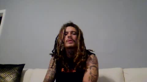 Snapshot of therealbdsmhotboy chatting on 11/08/25, 12:33 therealbdsmhotboy online show from 11/08/25, 12:33