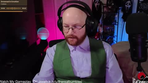 Snapshot of therealbumbles chatting on 11/11/25, 02:06 Bumbles or B online show from 11/11/25, 02:06