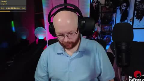 Snapshot of therealbumbles chatting on 11/19/25, 05:35 Bumbles or B online show from 11/19/25, 05:35