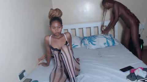 Snapshot of therealdesire chatting on 02/23/26, 04:10 therealdesire online show from 02/23/26, 04:10