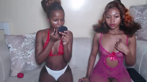 Snapshot of therealdesire chatting on 05/17/26, 05:16 therealdesire online show from 05/17/26, 05:16
