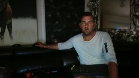 therealkurva4u online show from 02/20/25, 07:08
