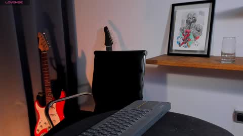     4th  online show from 09/13/25, 01:49