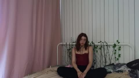 Crissy online show from 09/11/25, 09:09