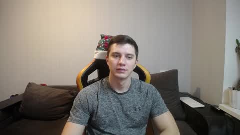 Snapshot of theroadtomars chatting on 12/21/24, 12:20 Nick online show from 12/21/24, 12:20