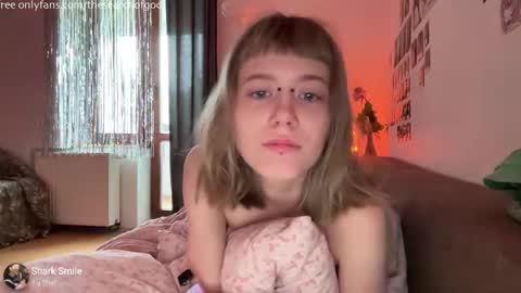 LISA                                            online show from 11/09/25, 09:40