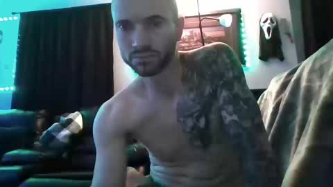 Snapshot of thesexorcist1984 chatting on 10/17/25, 03:20 James online show from 10/17/25, 03:20