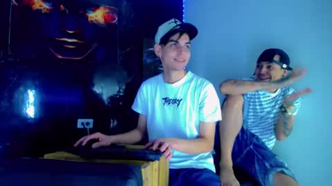 Snapshot of theshamefulboys chatting on 06/28/26, 09:32 David y Daniel online show from 06/28/26, 09:32