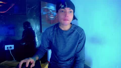 Snapshot of theshamefulboys chatting on 07/08/26, 05:23 David y Daniel online show from 07/08/26, 05:23