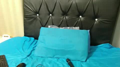 theshybaddie online show from 09/10/25, 07:08