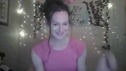 sillymillie0 online show from 12/10/24, 09:43
