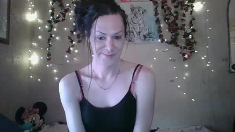 sillymillie0 online show from 02/20/25, 01:19