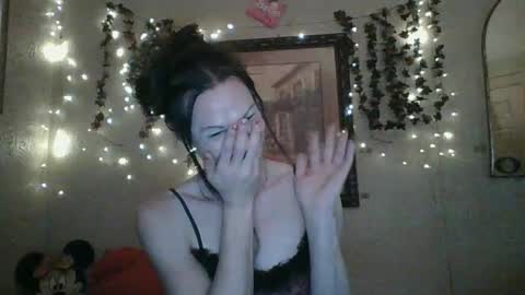 Snapshot of thesillymillie chatting on 09/17/25, 11:50 sillymillie0 online show from 09/17/25, 11:50