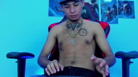 theskinny8inch_ online show from 01/12/25, 05:13
