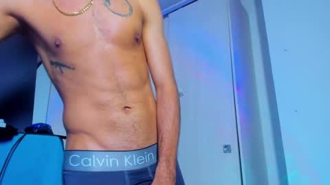 theskinny8inch_ online show from 03/09/25, 11:47