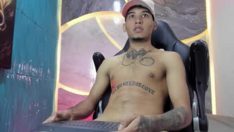 theskinny8inch_ online show from 10/15/25, 09:59