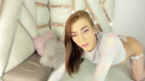 Camila online show from 10/13/25, 03:39