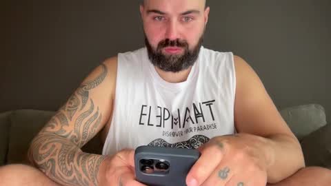 Snapshot of thessalonikios1987 chatting on 01/12/25, 08:36 Hornyforyou online show from 01/12/25, 08:36