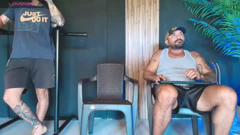 Snapshot of thestraightroom chatting on 05/07/26, 12:43 thestraightroom online show from 05/07/26, 12:43
