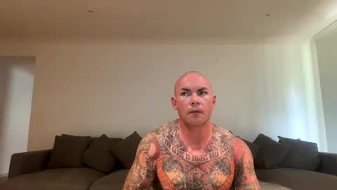 The tattooed online show from 01/05/25, 03:43