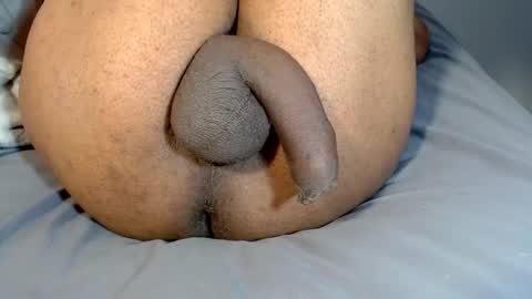 Snapshot of thetightestass14 chatting on 03/05/25, 02:12 thetightestass14 online show from 03/05/25, 02:12