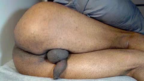 Snapshot of thetightestass14 chatting on 03/09/25, 05:22 thetightestass14 online show from 03/09/25, 05:22