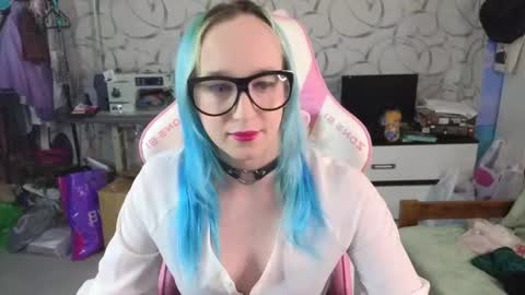 The Great And Powerful Trixie online show from 10/01/25, 07:47