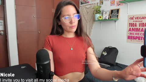 Nicole online show from 01/24/25, 08:32