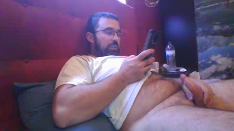 Carlos1990 online show from 01/01/25, 03:02