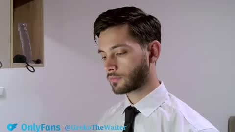 Snapshot of thewaiter2025 chatting on 12/04/25, 08:34 The Waiter online show from 12/04/25, 08:34