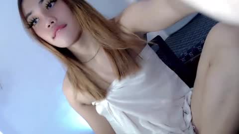 stella online show from 03/06/25, 02:19