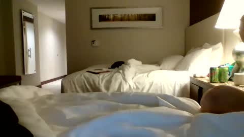 Snapshot of theycallmemellowthebreeze chatting on 12/31/24, 06:59 mellow online show from 12/31/24, 06:59