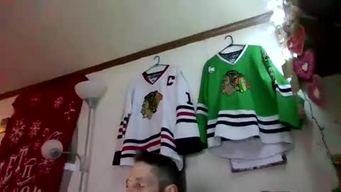 Snapshot of theycallmemellowthebreeze chatting on 01/29/25, 02:51 mellow online show from 01/29/25, 02:51